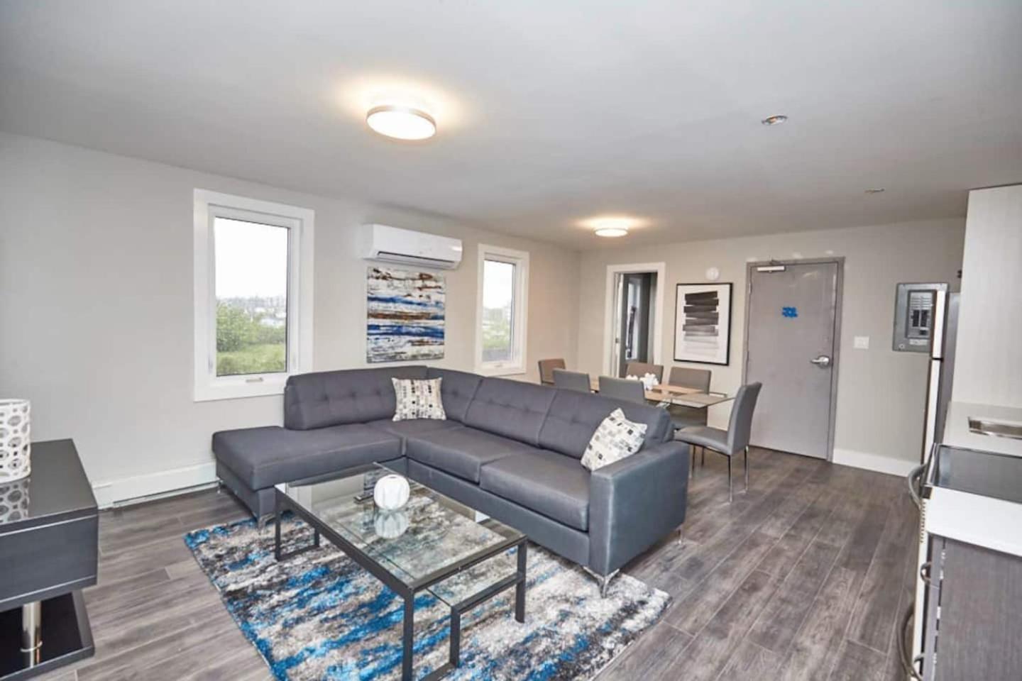 Apartment Clifton Hill Hideaway 3b - Two Bedroom Niagara Falls